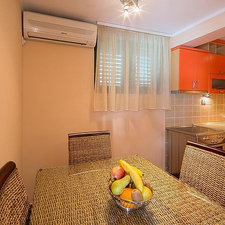 Apartments Mika بودفا المظهر الخارجي الصورة