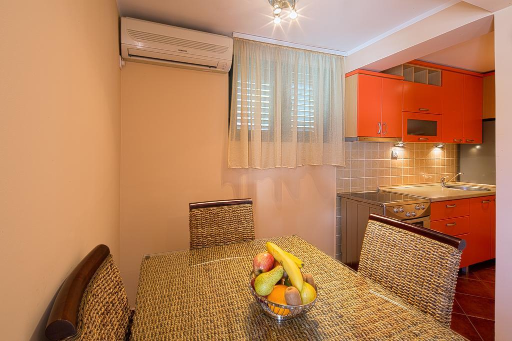 Apartments Mika بودفا المظهر الخارجي الصورة