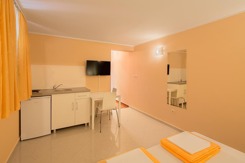 Apartments Mika بودفا المظهر الخارجي الصورة
